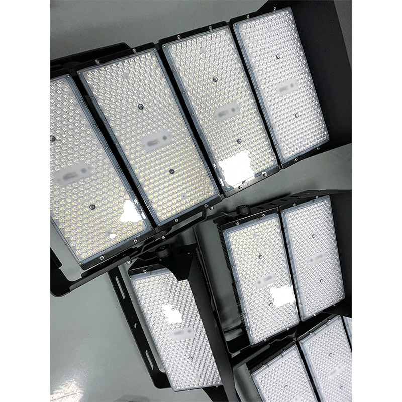 Fábrica directa de ingeniería de campo de fútbol baloncesto cuadrado iluminación de palo alto LED módulo de campo de iluminación