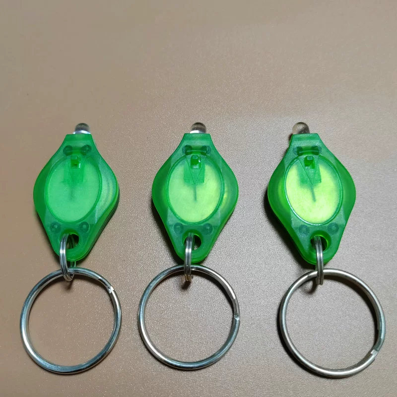 Фабрика в наличии светодиодный брелок свет светящийся брелок свет белый фонарик яркий прочный и удобный светодиодный Кулон