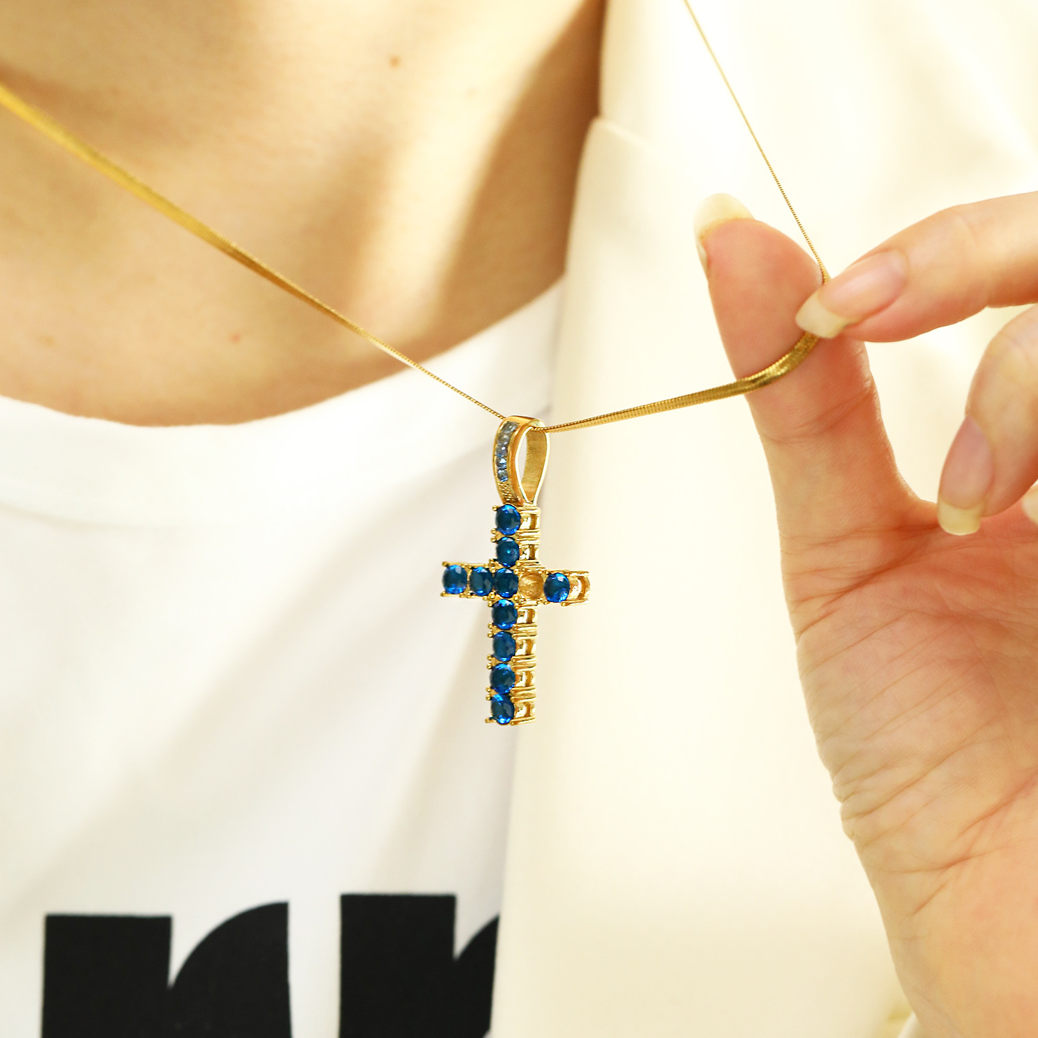 14g Weight Real Gold Plated Plating Material Rhinestones Inlay Material Pendant Necklace Classification 1 Piece Quantity Casual, Daily Occasion 304 Stainless Steel Material Cross Pattern Women's Gender Vintage Style Style Waterproof Non Tarnish, Plating, Inlay Craft Real Gold Plated Cross 304 Stainless Steel Vintage Style Waterproof Non Tarnish Pendant Necklace 5