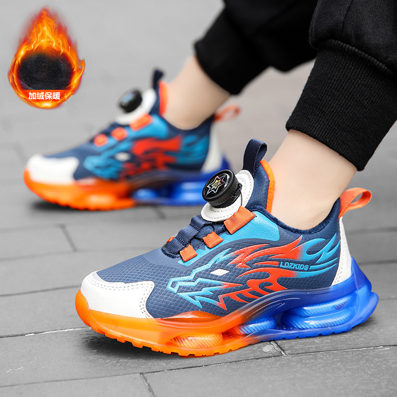 Zapatos para niños con algodón de cacho 2025, zapatos de cuero de otoño y invierno para niños, botón giratorio, zapatos de correr para niños grandes