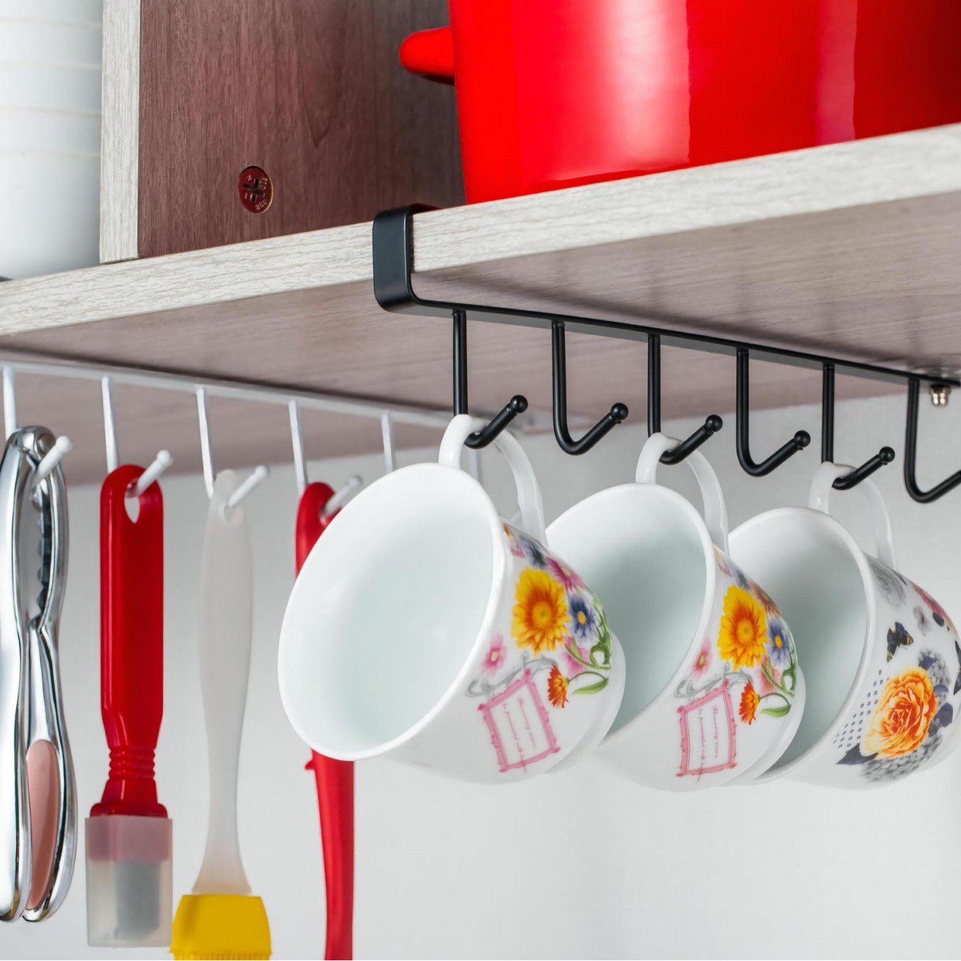 Fábrica de cocina de hierro libre de perforación plana gancho gabinete de almacenamiento rack Tie Rack gancho armario de almacenamiento rack