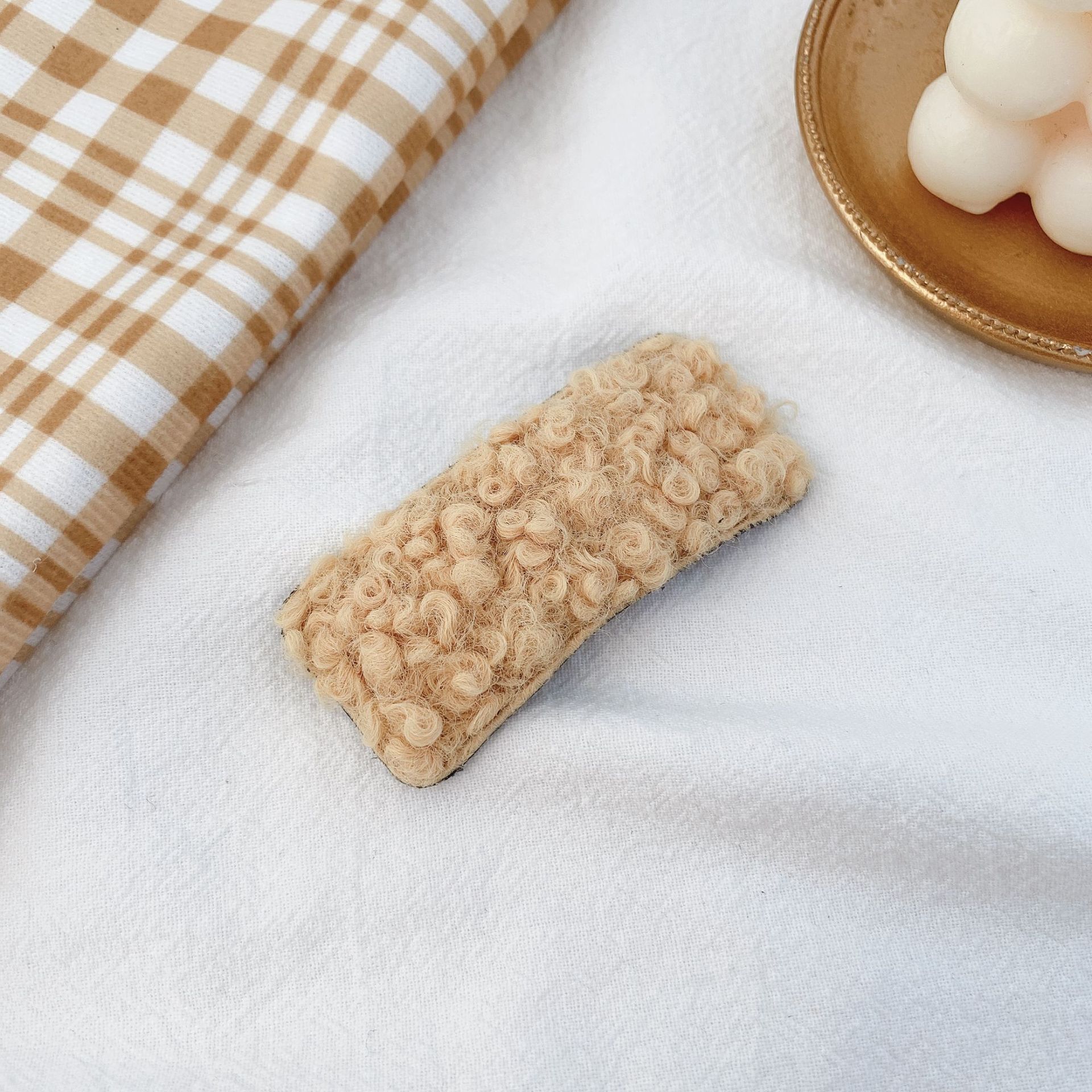 Horquilla peluda de las mujeres sombreros de estilo coreano lindo tejido de horquilla de pato amarillo flequillos clip pequeño lado otoño e invierno accesorios para el cabello mujeres