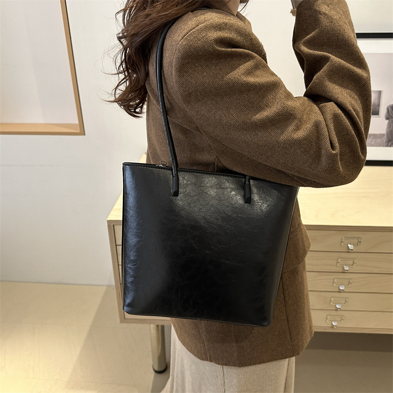 Bolsas de gran capacidad de viaje de moda coreana para mujeres 2024 invierno nuevo retro ocio bolsas de hombro bolsas de brazo