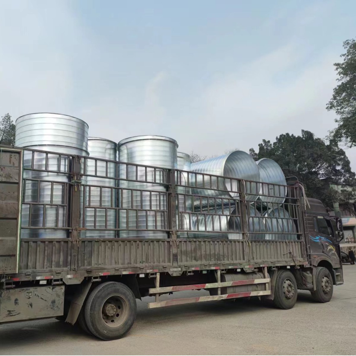 雅安镀锌风管 宜宾市螺旋风管 筠连县焊管 鲁盛坤生产厂家