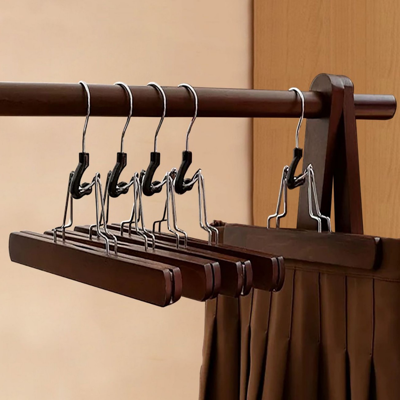Percha de falda de madera maciza, clip de falda de madera, Hanfu, almacenamiento doméstico sin costuras, clip para pantalones de falda colgante jk de una palabra