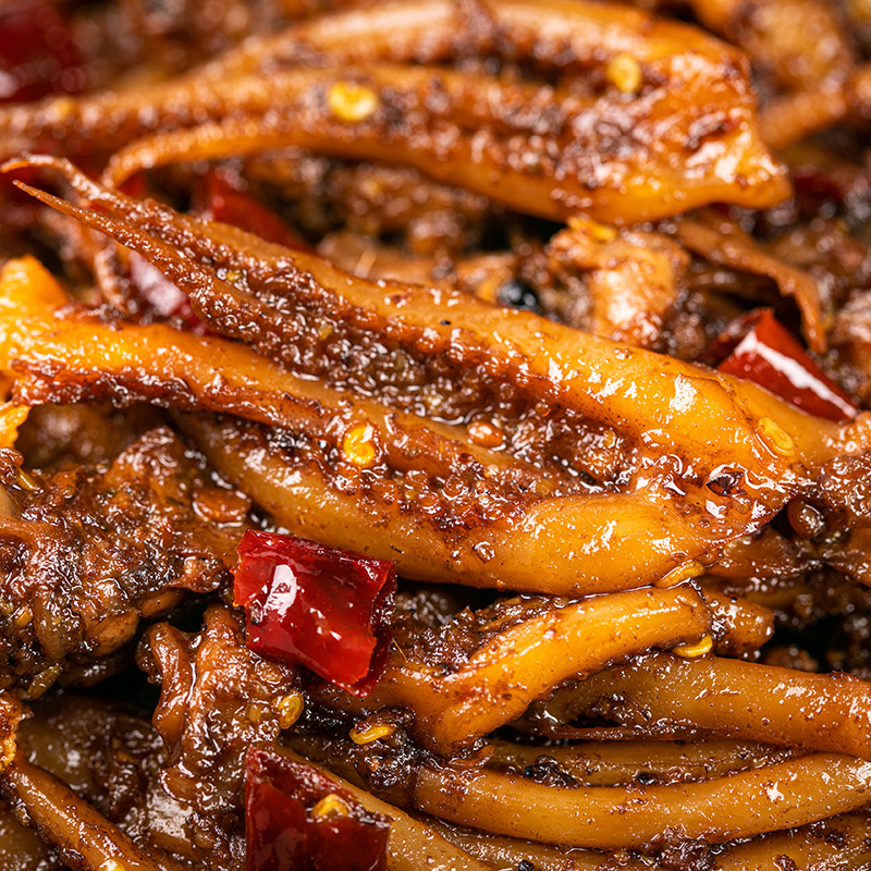 Factory wholesale and distribution of spicy iron plate squid tentacles cumin instant office snacks seafood snacks internet celebrity snacks 