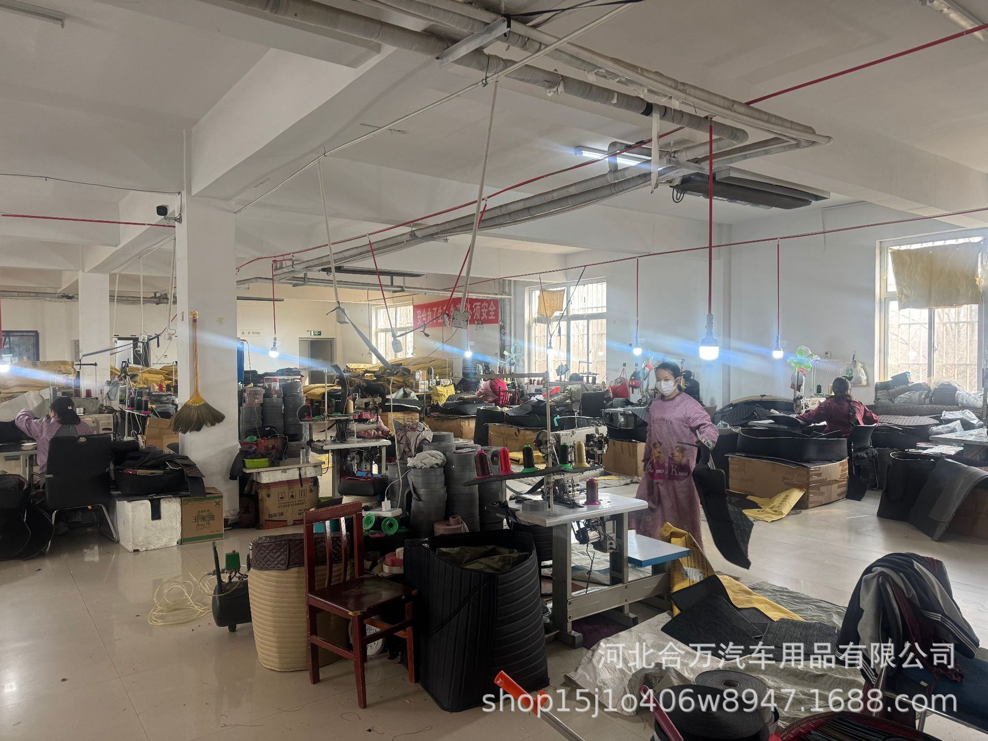 Wholesale Silk Loop Pile Floor Mats, Non-Slip, Easy to Maintain, Washable, Thickened, Direct from the Manufacturer, Available in Various Sizes, Customizable