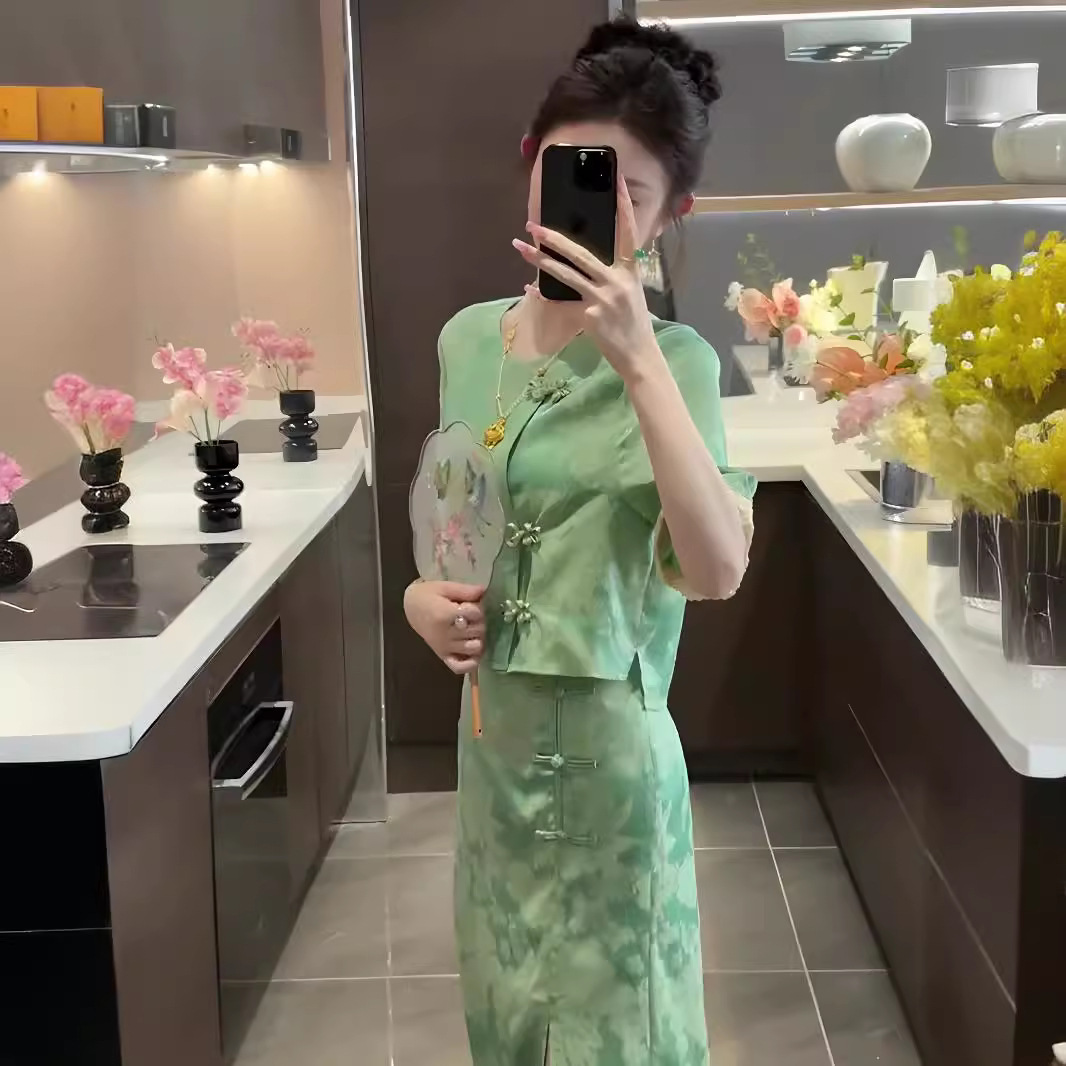 Bộ váy hai mảnh kiểu Trung Quốc mùa hè dành cho nữ, thiết kế sang trọng nhẹ nhàng — Màu xanh lá