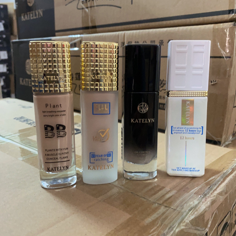 Katrenline Two-Tone Lightweight Foundation, Concealer, BB Cream, Waterproof, Sweatproof, Long-Lasting, Suitable for Dry and Oily Skin