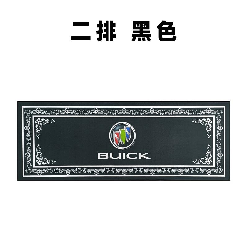 Two rows of black i model remarks i anti-fouling technical cloth