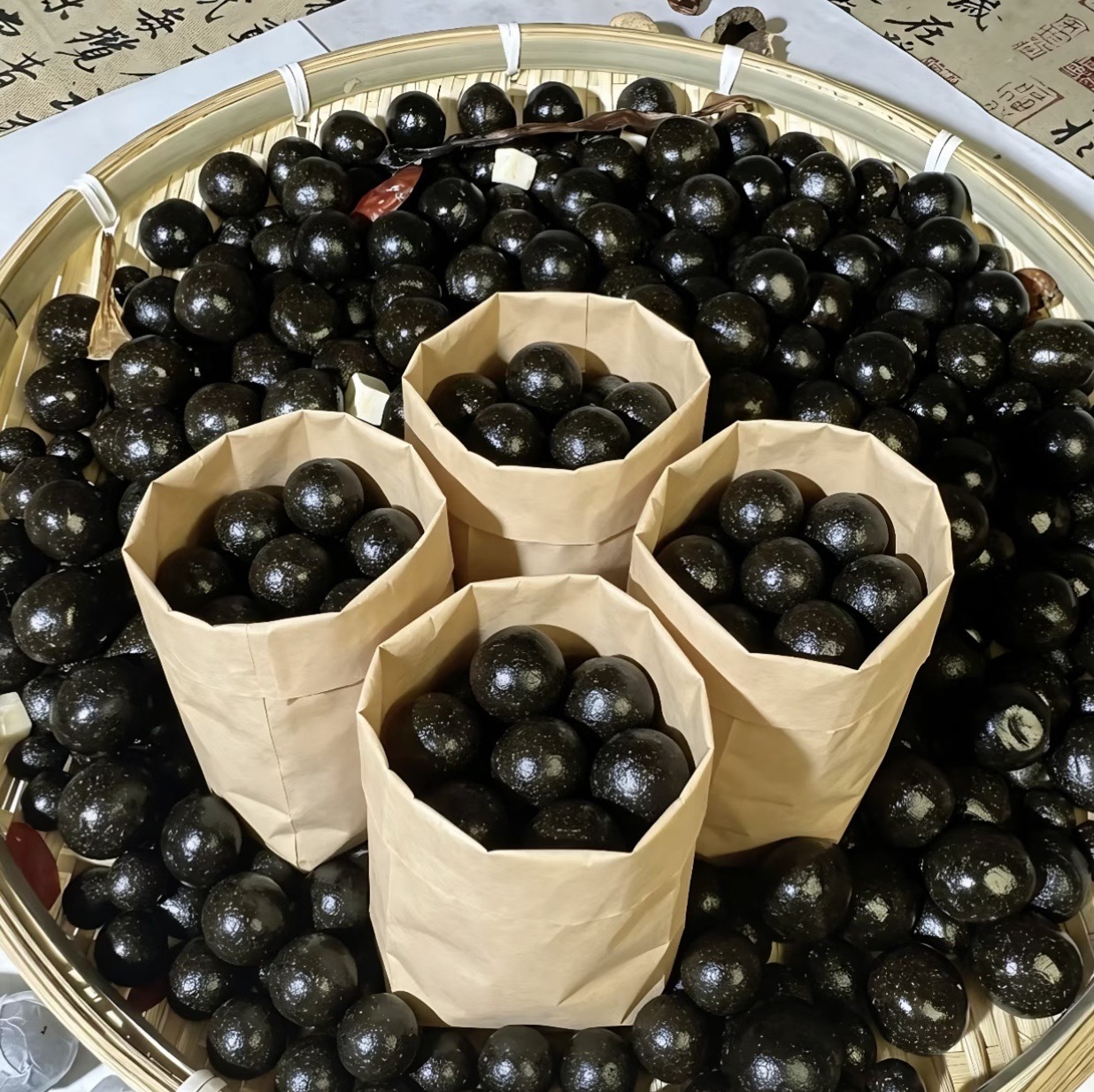 批发加工生产3-9mm水丸 水蜜丸 药食同源地黄鹿鞭丸