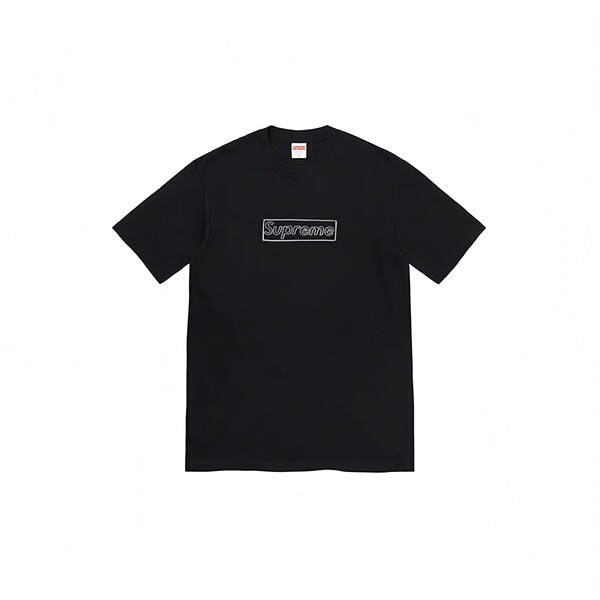 T-shirt with a round collar for men and women