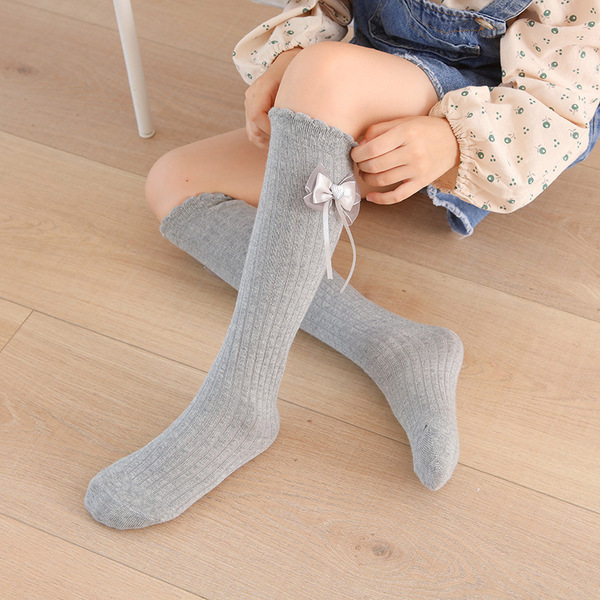 Autumn children's socks with bow