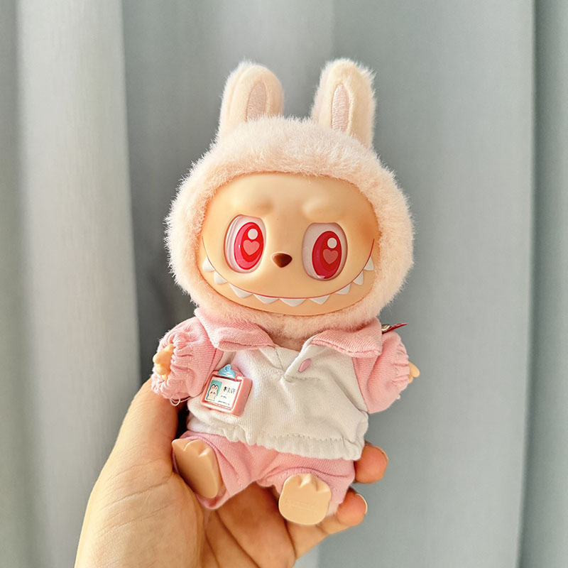 仅衣服] 二代盲盒Labubu衣服搪胶脸挂件拉布布坐坐派对潮流背带裤|undefined