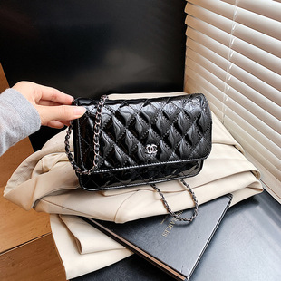 ��Ƥ����С����С���L���Ů��2025���¿�朗lб��μ������BAGS