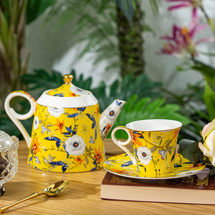 French Elegant Light Luxury Golden Flower and Herb Tea Set Golden Yellow Garden Teapot Coffee Cup and Saucer Afternoon Tea Combination