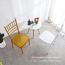 �����ӑ����ƺ��Y���ӽY���c������ΰ�ɫ��ɫ���ξƵ���