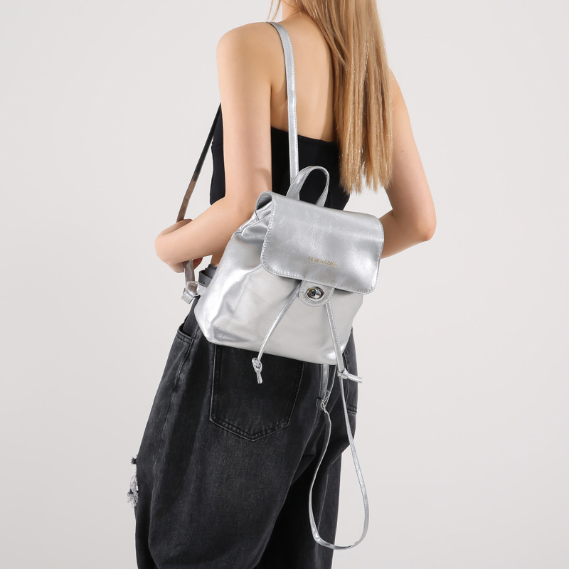 Moda coreana portátil bolso de cubo para mujeres 2024 nueva bolsa de viaje de bloqueo de aire extranjero mochila de ocio