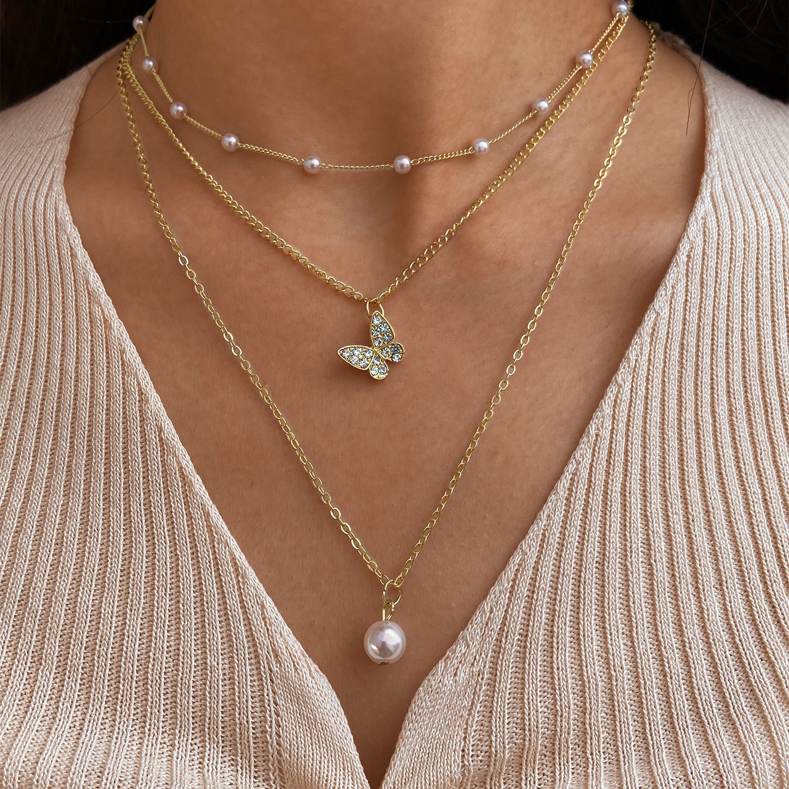 collana con ciondolo a fiocco di perle micro-intarsiate, catena per clavicola placcata in oro vero, collana con ciondolo a più strati di perline_voghion.com