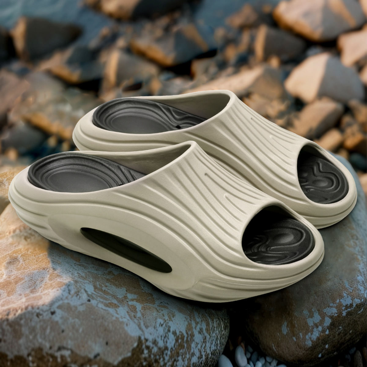 Men's Summer Outdoor Simple Two-Tone Thick-Soled Non-Slip, Odor-Resistant, Wear-Resistant Eva Sandals with a Comfortable Feel