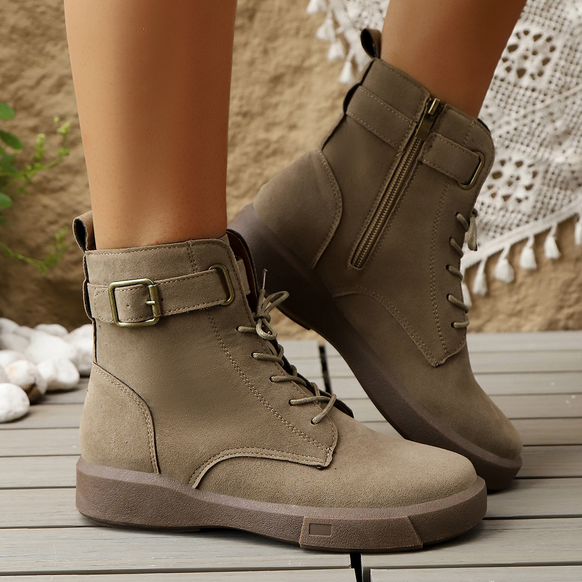Women's Plus Size Round Toe Platform Martin Boots British Style Autumn New Belt Buckle_voghion.com