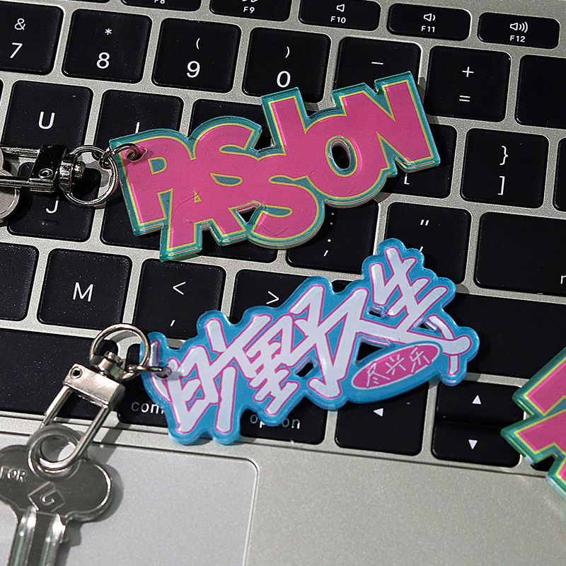 La carta de los amantes del texto de color colgante acrílico de la vida es la serie de la mejor manera para decorar la bolsa de llaves