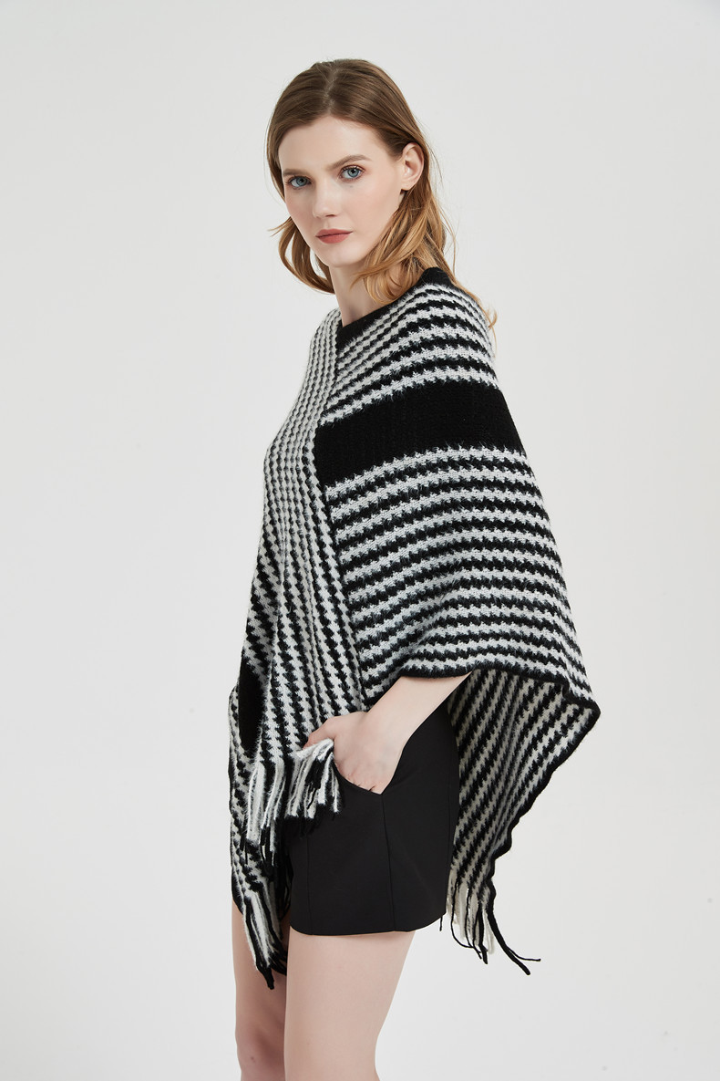 Tricots unisexes printemps et hiver en forme de chauve-souris Châles tricotés à rayures noires_voghion.com