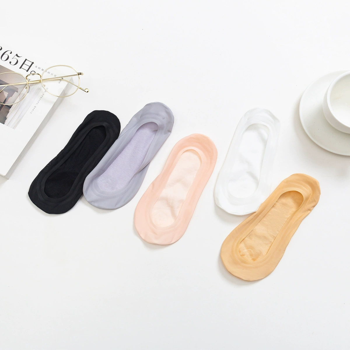 Tutu boat socks anti-snagging invisible ice silk women's non-slip and non-falling silicone seamless shallow socks breathable and light