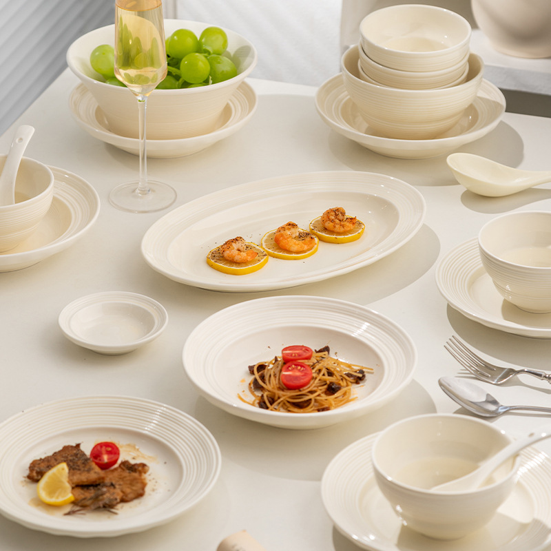 Juego de platos de alta gama de moda francesa Cuenco de cerámica simple para el hogar Plato de pescado Plato de verduras Plato de sopa Plato redondo Vajilla de cerámica
