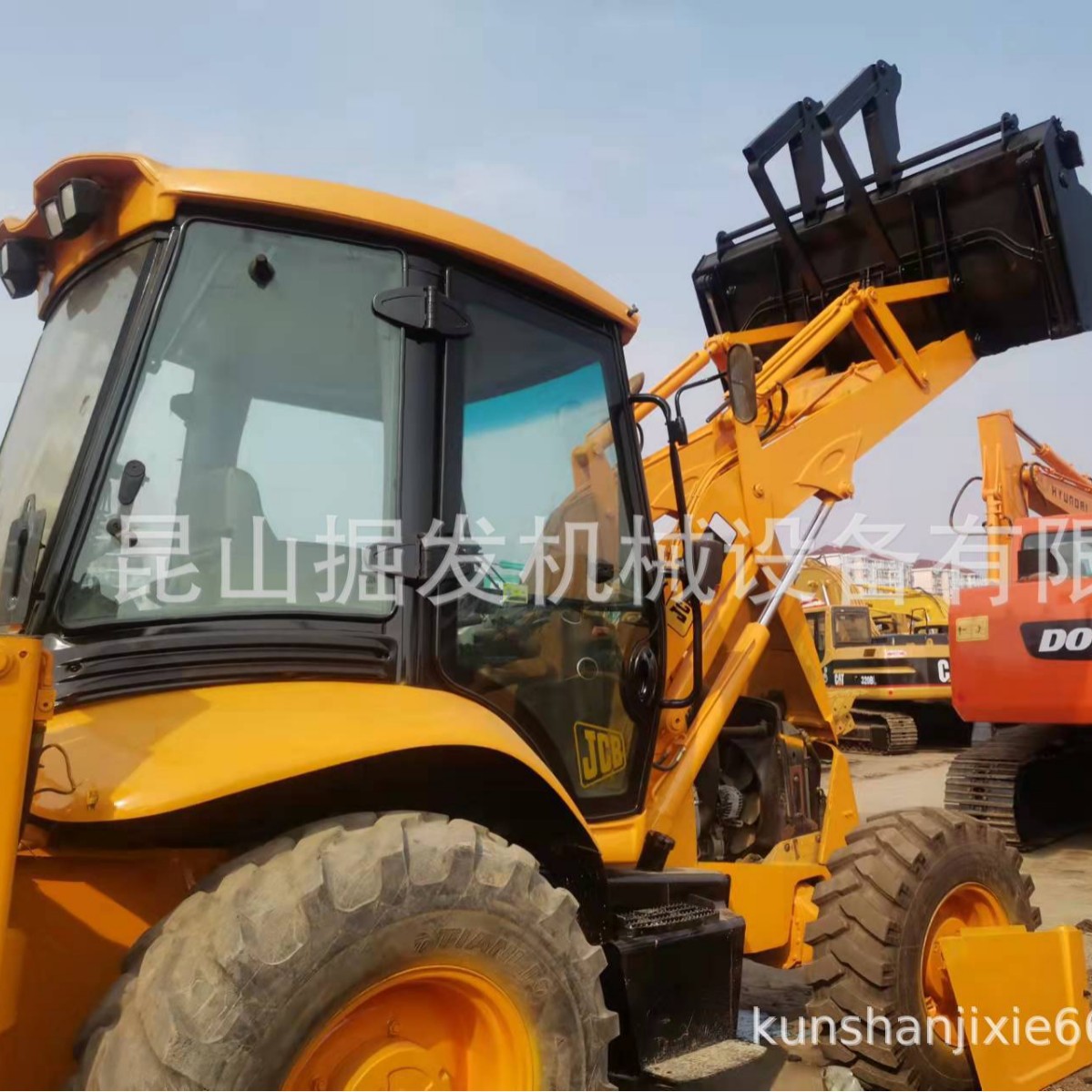 二手JCB3CX两头忙 挖机 3吨 挖掘式装载机