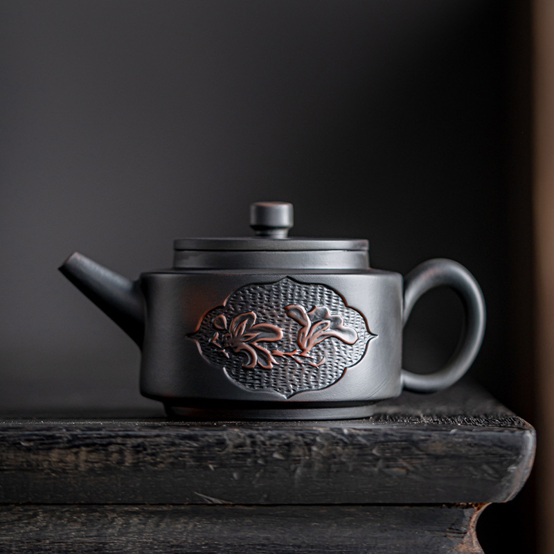 Pure Hand-carved High-grade Purple Pottery Kung Fu Tea Set Home Office Teapot Embossed Purple Sand Ceramic suit Pure Hand-carved High-grade Purple Pottery Kung Fu Tea Set Home Office Teapot Embossed Purple Sand Ceramic suit