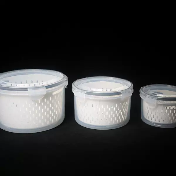 Round Double-Layer Storage Box with Draining Basket, Sealed Vegetable and Fruit Refrigerator Storage Box, Microwaveable Container