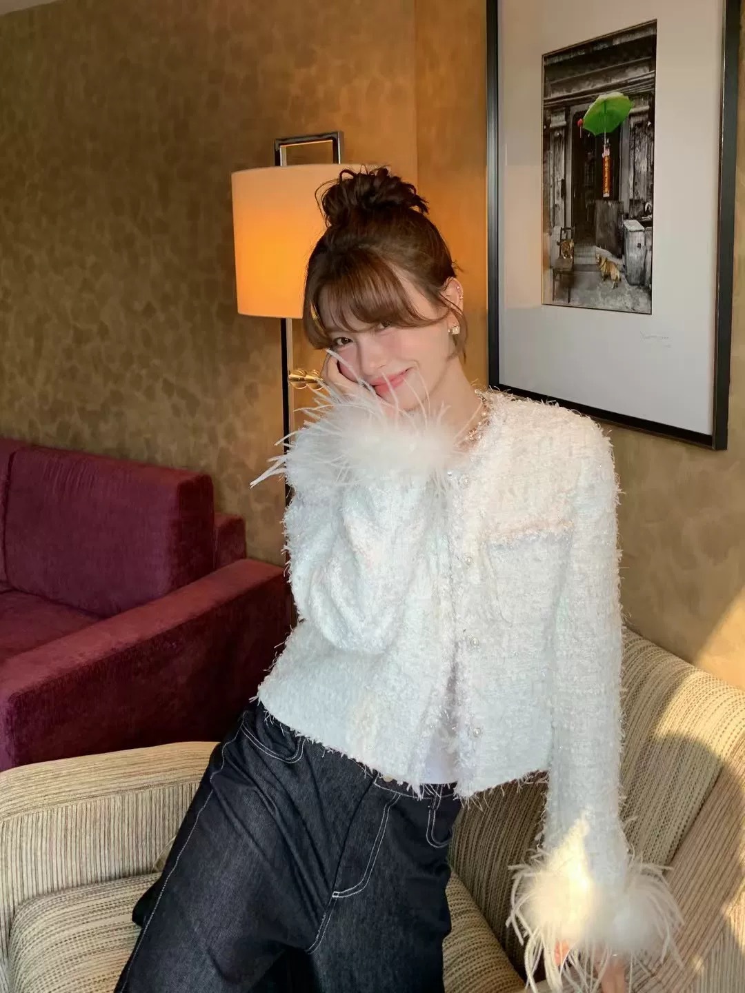 Nuevo pequeño viento fragrante de la industria pesada francesa, sequinilla de avestruz, cuño de empalme de cuentas, chaqueta de cabello de cabello de estilo occidental, mujer