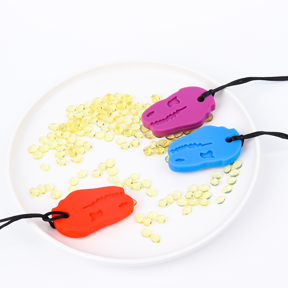 Cross-border e-commerce fear dragon head teether baby anti-chew soft gum children's grinding training infant teether
