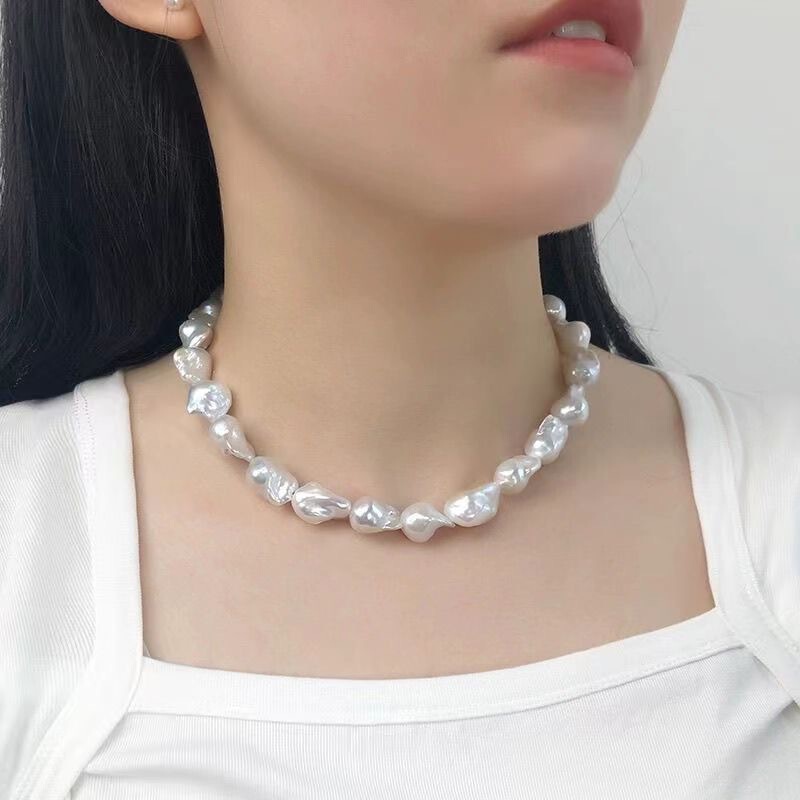 ファッション異形バロックの短いネックレスの真珠の多層は重ねて長いタイプの女性のセーターのチェーンをつけることができます。|undefined