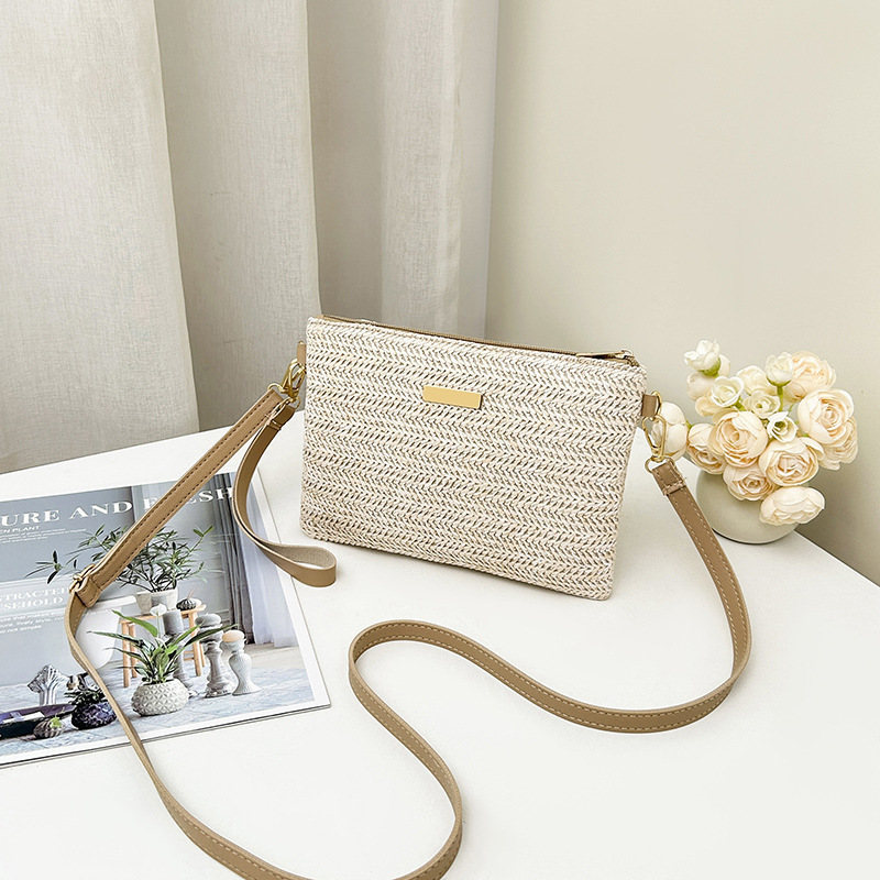 Bolsas de paja transfronterizas 2025 bolsas de damas bolsas cuadradas pequeñas bolsas de tendencia una generación de bolsas de mano