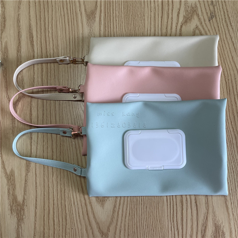 PU皮革湿纸巾盒 户外婴儿车抽纸盒 车载悬吊式湿纸巾袋可激光logo