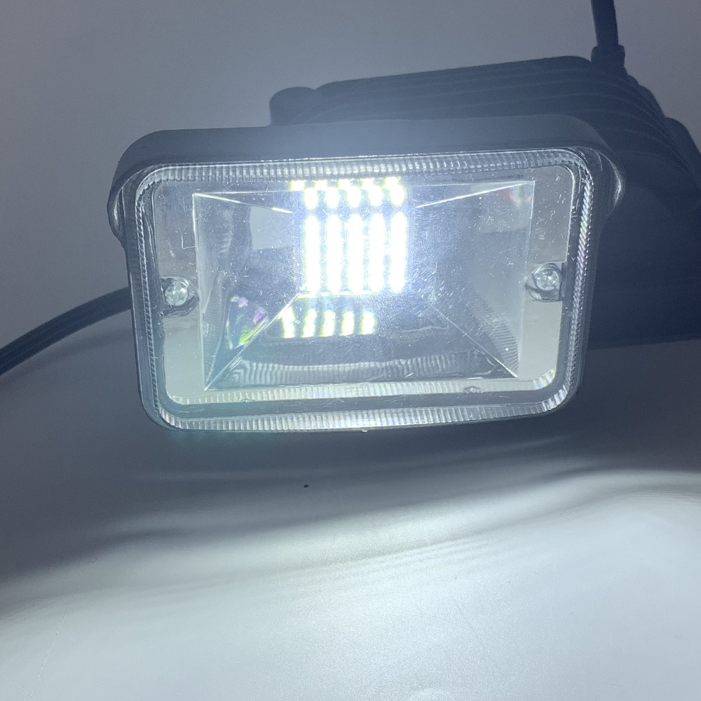 Lámparas de coche de ventas lámparas de camiones lámparas LED de coche luces de trabajo de dirección de camiones luces de trabajo