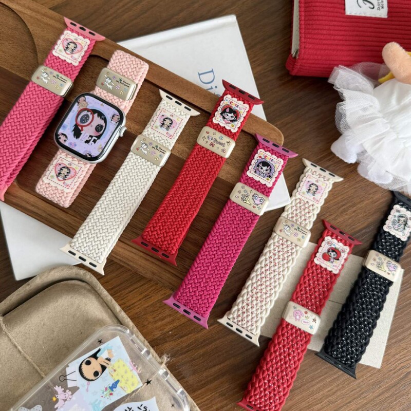 Cartoon Small Jade Magnetic Buckle Woven Watch Strap Suitable for Apple Watch iWatch 12Th Generation 11/10