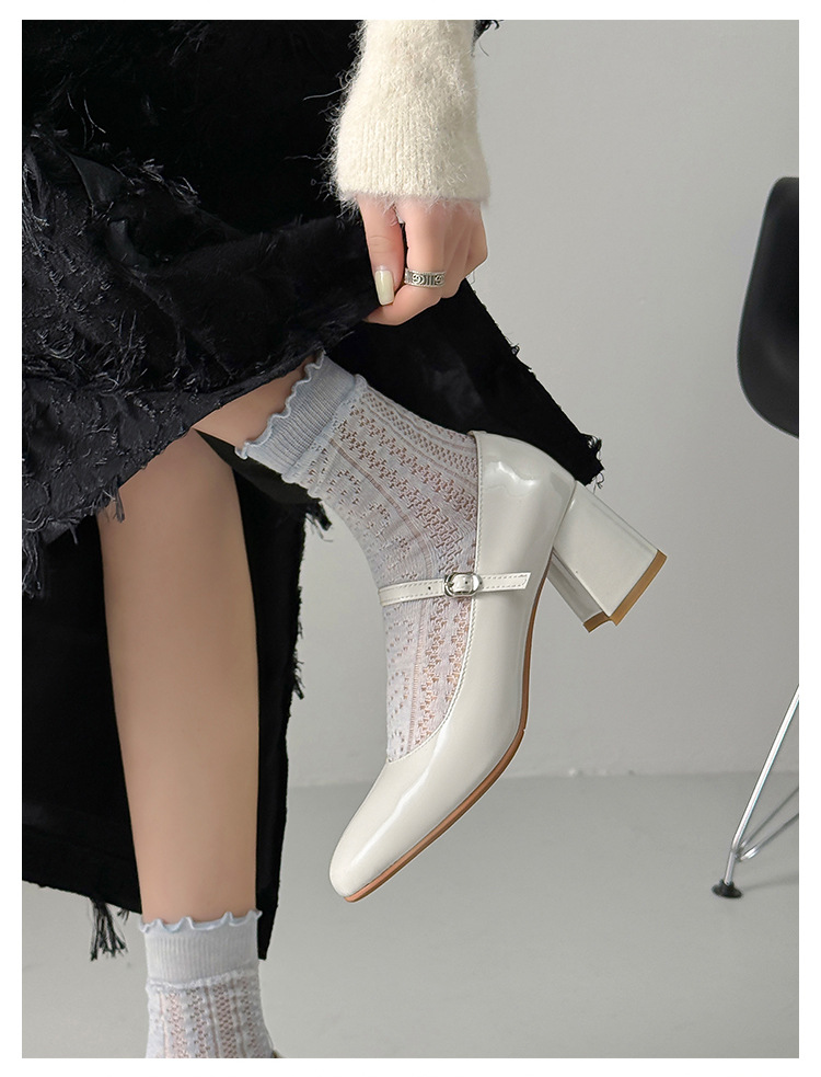 メアリー CHIKO Lennox Square Toe Block Heels Mary Jane Shoes