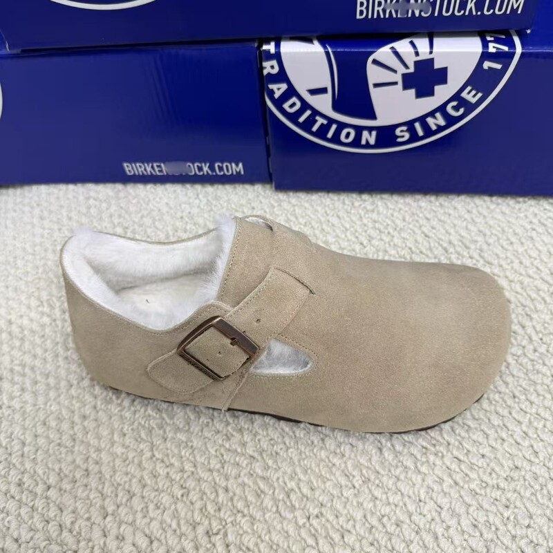 Fleece-lined full-cover Birkenstock-style shoes for men and women, thick-soled, warm, simple, comfortable, versatile slip-on shoes Fleece-lined full-cover Birkenstock-style shoes for men and women, thick-soled, warm, simple, comfortable, versatile slip-on shoes