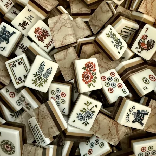 American Light-Colored Marble Acrylic Mahjong Tiles, 160 Pieces, Home-Use Gift Set, Hand-Rolled Crystal Tiles
