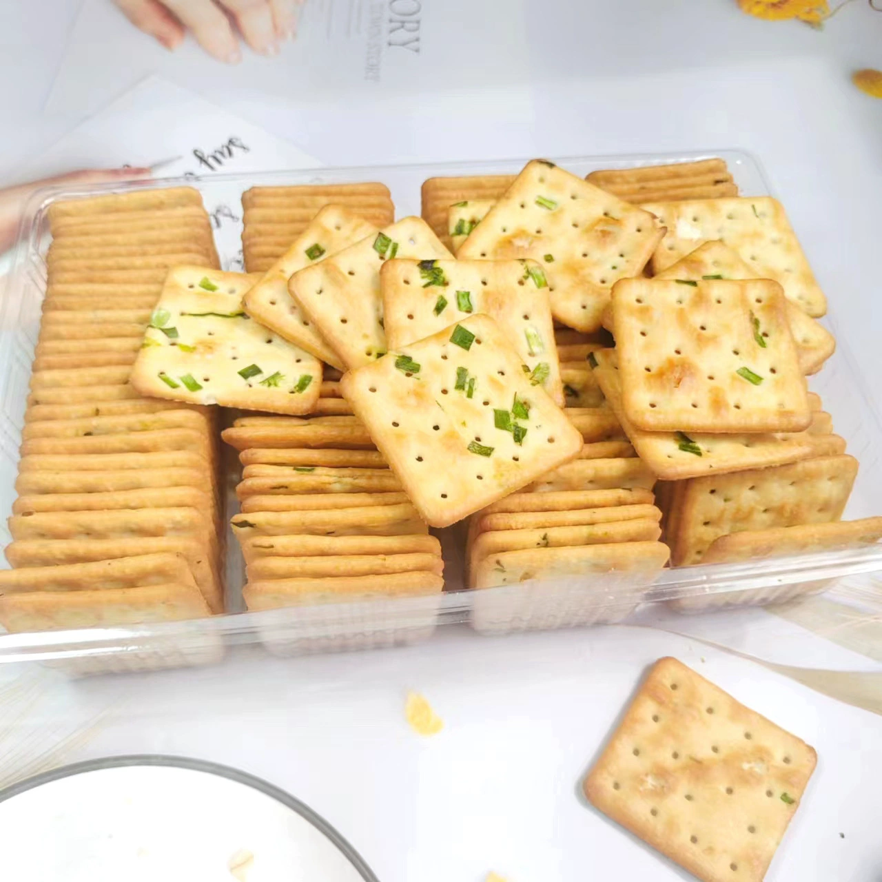 Соленые крекеры с зеленым луком Yonglijia, 500 г, закуска, соленые печенье-нуга, ингредиенты для домашнего нуги и крекеров ручной работы