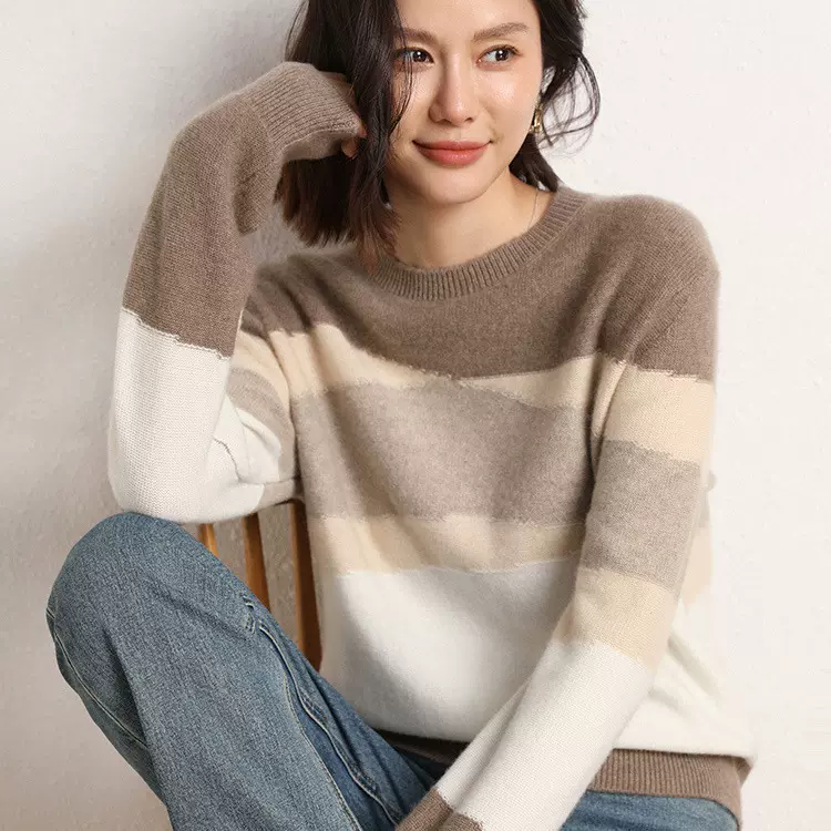 秋冬新款圆领羊绒衫女亲肤山羊绒加厚套头打底针织宽松百搭毛衣女