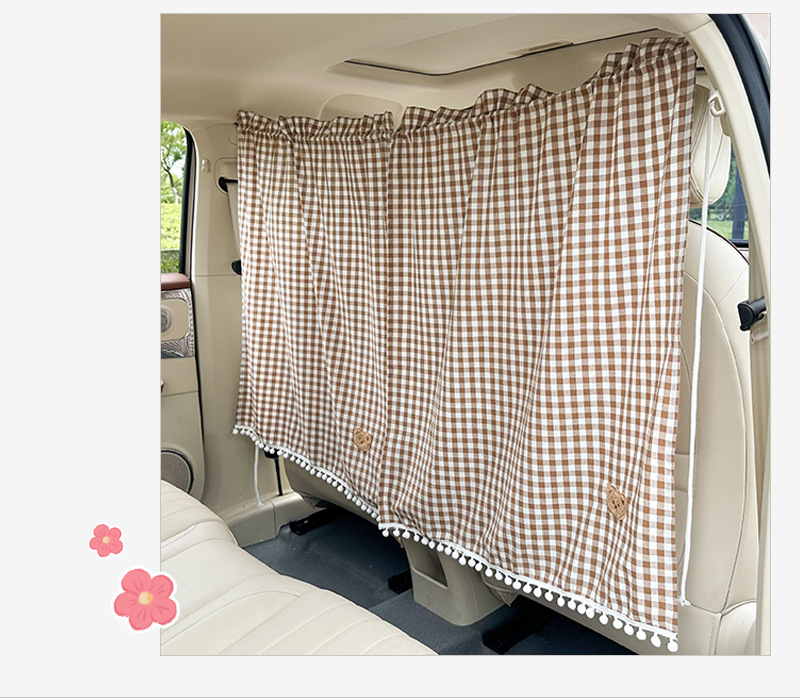 Two-piece car partition curtain cartoon bear hanging type car privacy curtain sun protection and heat insulation car sunshade curtain