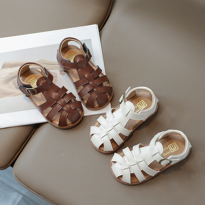 Корейская версия повседневных универсальных детских сандалий с мягкой подошвенной детской обувью