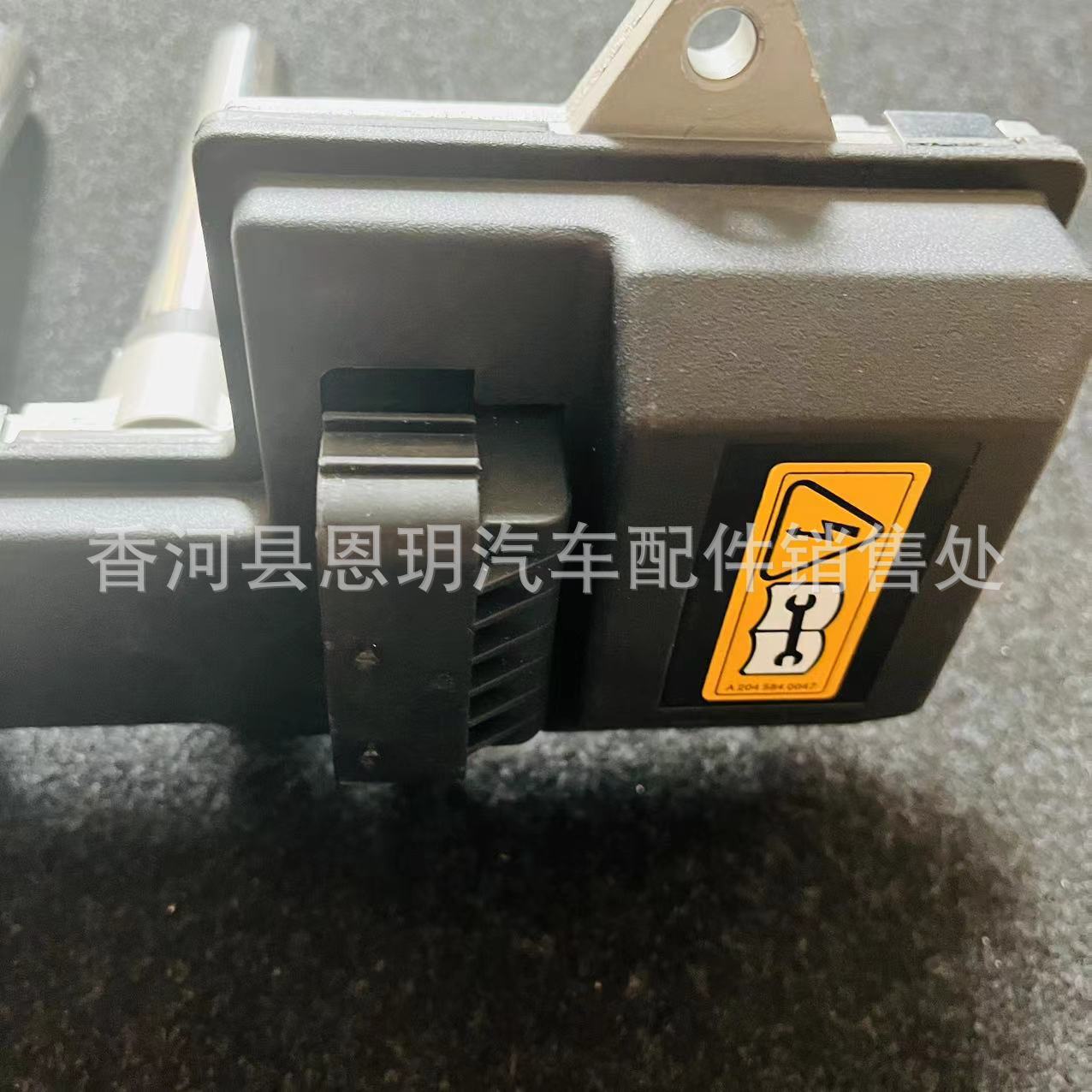 Suitable for Mercedes-Benz S600 W12 ignition coil high voltage package A2751500680 UF579 5C1219