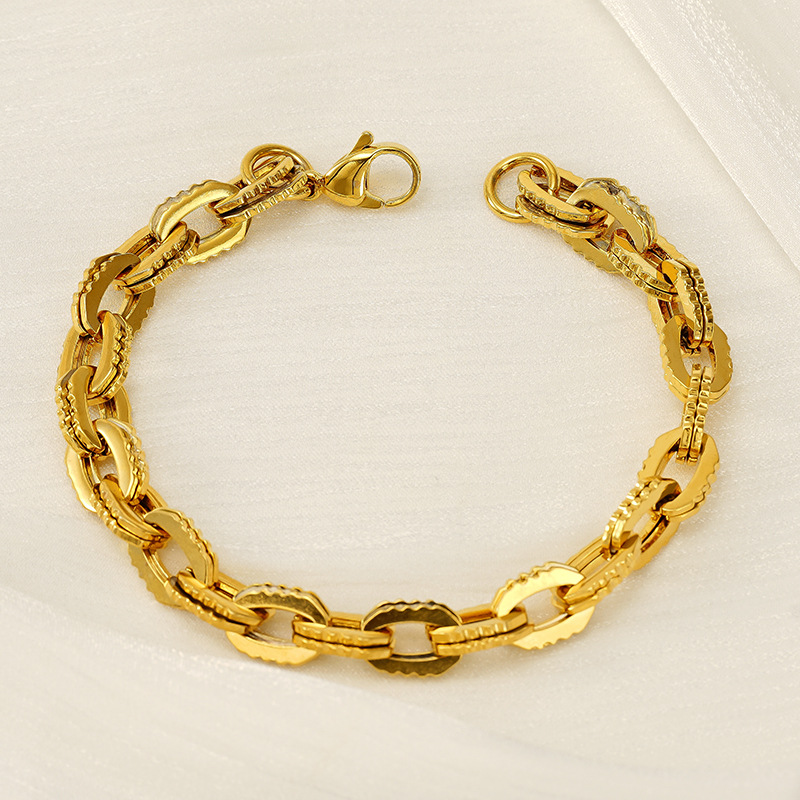 Muñeca de acero inoxidable hip-hop de moda europea y americana, diseño exagerado de acero de titanio chapado en oro, joyas de mano unisex