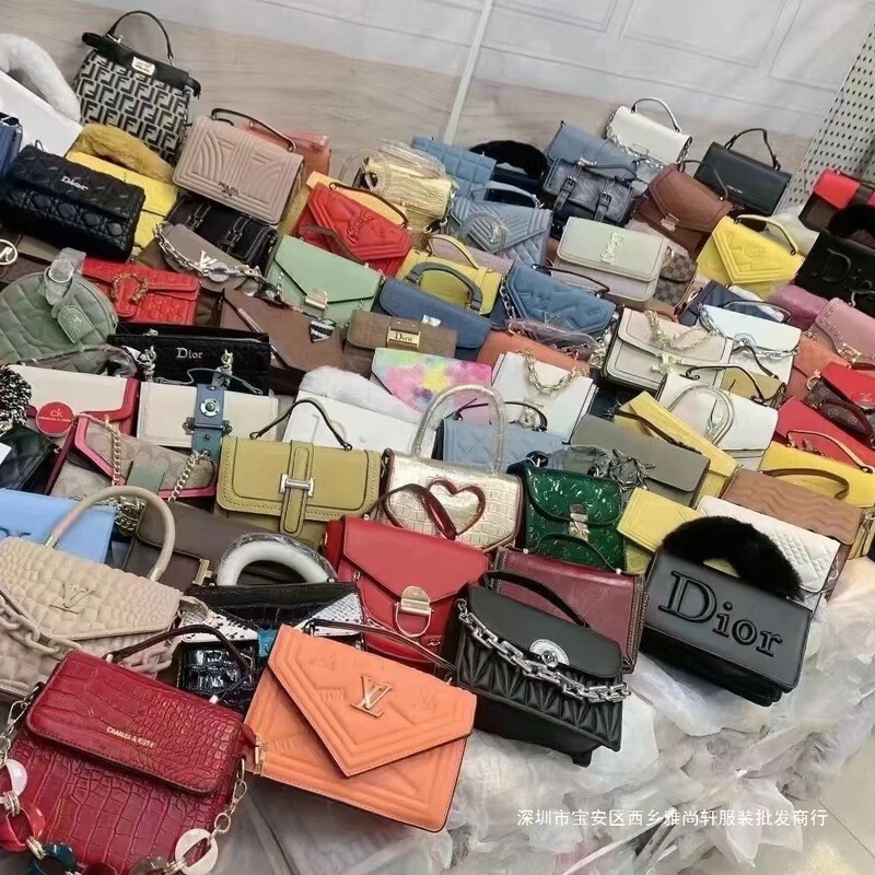 European and American Handbags, Mixed Bags, Cross-Body Bags, Women's Stock, Miscellaneous Items, Cross-Border Wholesale, Foreign Trade Mixed Batches European and American Handbags, Mixed Bags, Cross-Body Bags, Women's Stock, Miscellaneous Items, Cross-Border Wholesale, Foreign Trade Mixed Batches