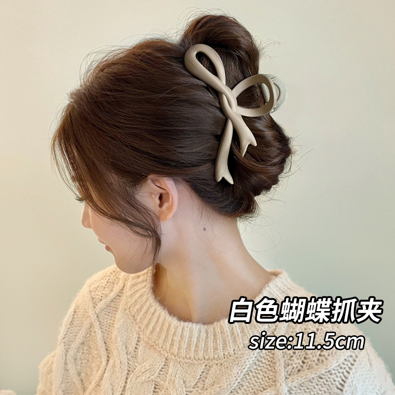 Clip de dibujos animados lindos y interesantes para mujeres 2025 nuevo estilo de alto nivel de tiburón clip de cabello clip de cabello de cabeza